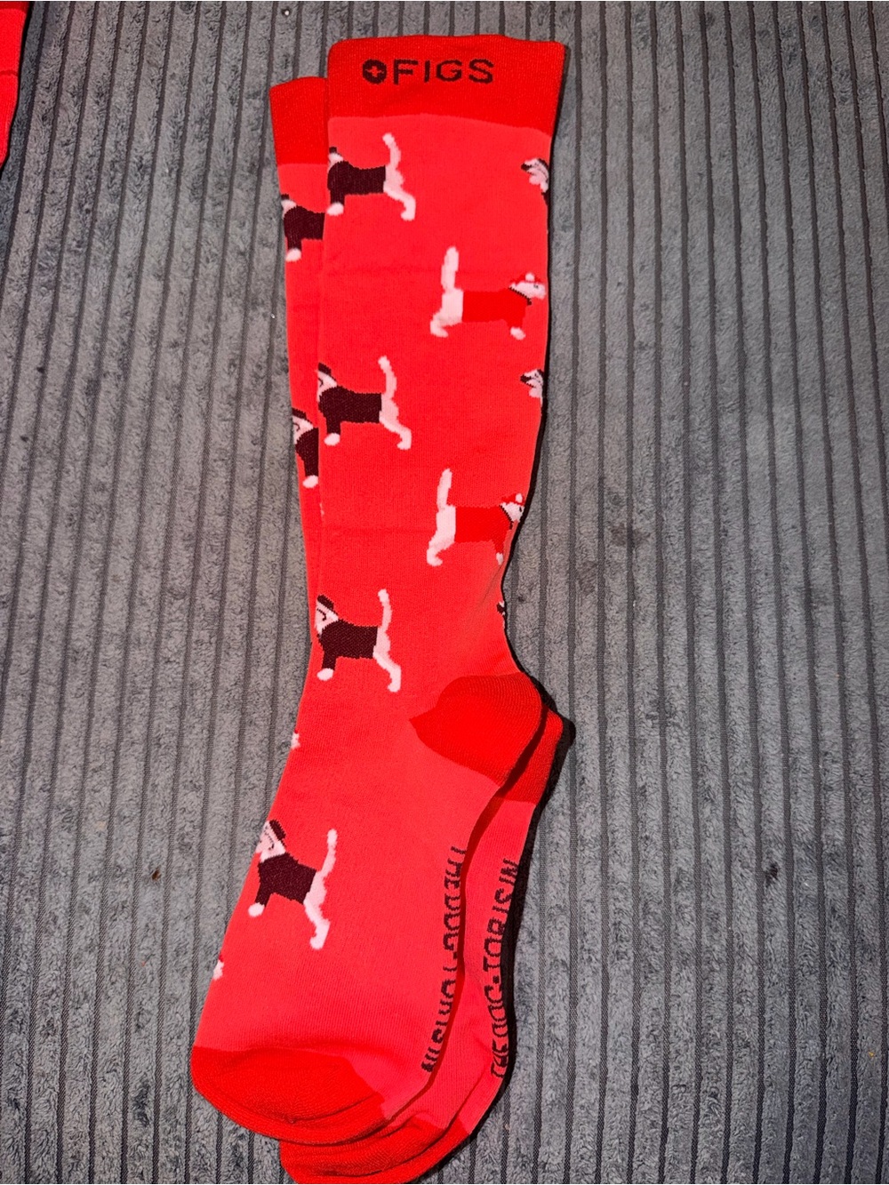FIGS Men’s Red Novelty Dog Print Compression Socks